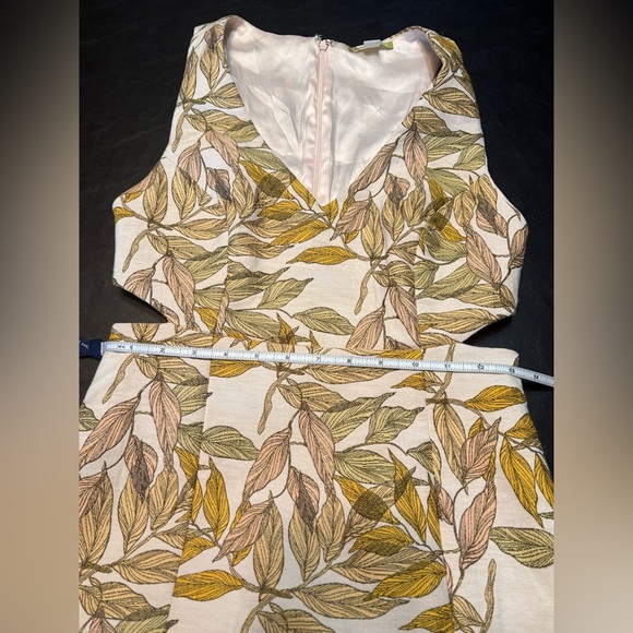 Gianni Bini Beckham Cutout Sheath Dress Size XS Jacquard Floral Fabric With Slit - Picture 11 of 14